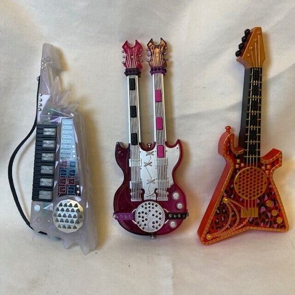 LOL Surprise OMG Remix DOLL Lot of 3 Guitars Bass Keytar Dual - Picture 1 of 10
